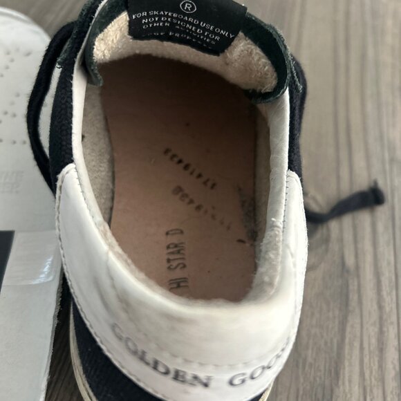 Golden Goose, Size 7 - Picture 6 of 6